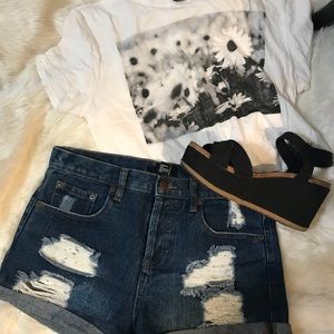 Highrise Distressed Jean Shorts | NEW
